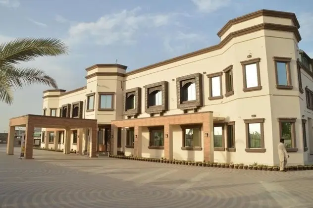 Midway Hotel & Resturant