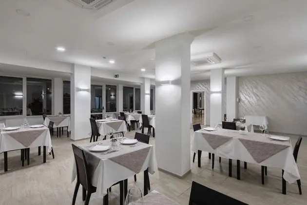 Miga Hotel Grado Centro - Yerinde Yemek