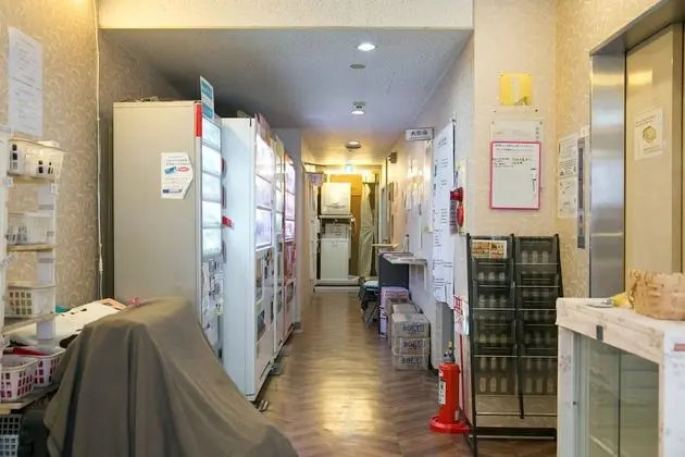 Hotel Mikado - Hostel - Lobi