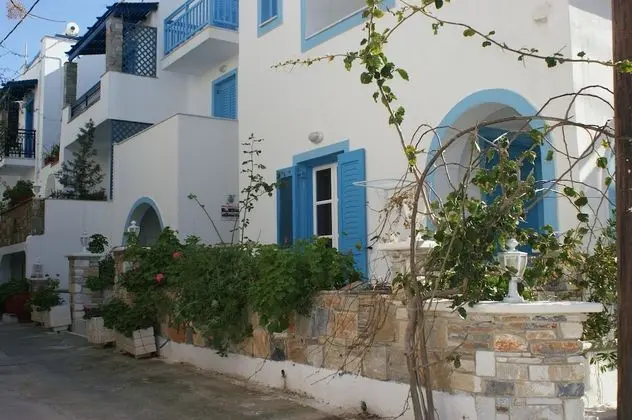 Mike's Studios - Dış Mekan