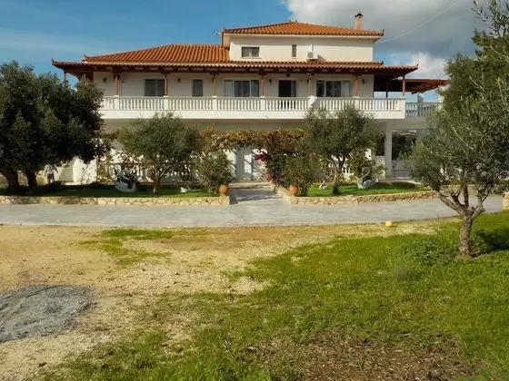 Mikro Nisi Studios - Lobi