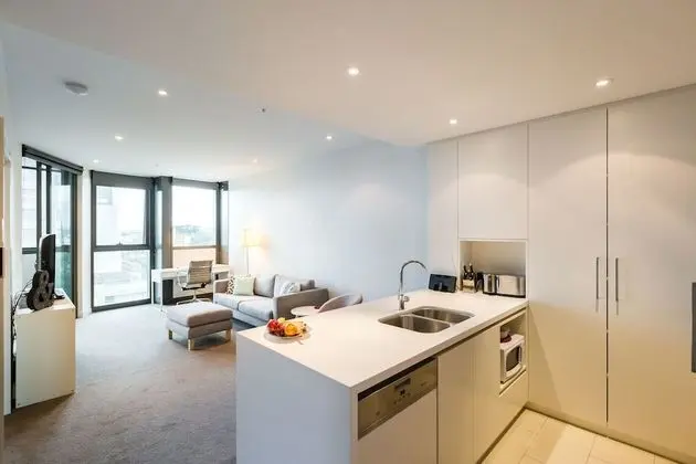MILA, 1BDR Cremorne Apartment - Mutfak
