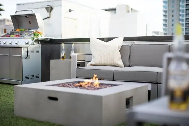 Mila by Avantstay 4 Story Penthouse Condo in Little Italy w/ Rooftop Views - İç Mekan