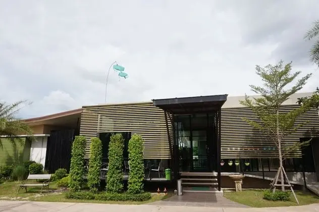 Mila Garden Hotel