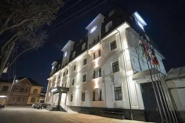 Milan Hotel