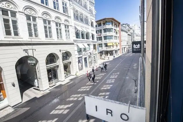 On the Mile 3 - Into This Place