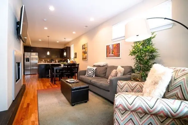 The Mile High Townhome Walk to the Stadium