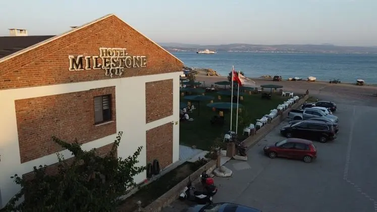 Hotel Milestone1915