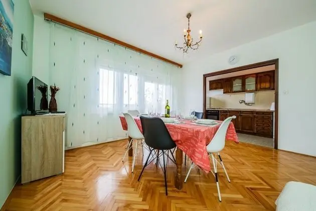 Milica - Parking and Garden - A1 - Yerinde Yemek