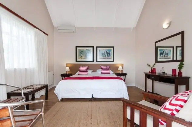 Millard Crescent Guest House - Oda