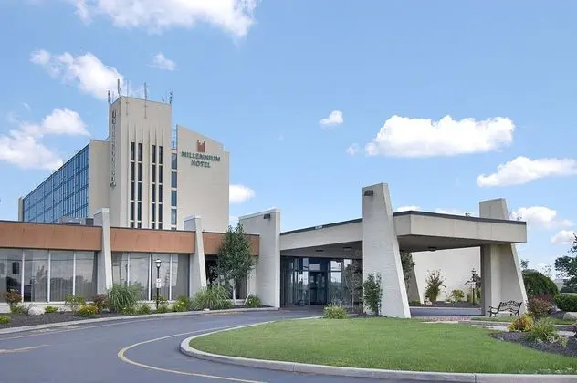 Millennium Airport Hotel Buffalo - Dış Mekan