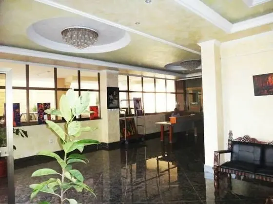 Millennium Apartment Hotel - Lobi