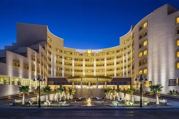 Millennium Hail Hotel - Öne Çıkan Resim