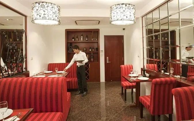 Millennium Hanoi 9 Hotel - Yerinde Yemek
