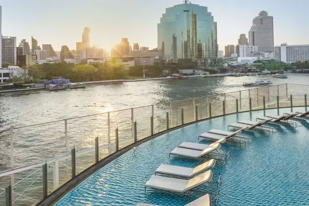 Millennium Hilton Bangkok - Havuz