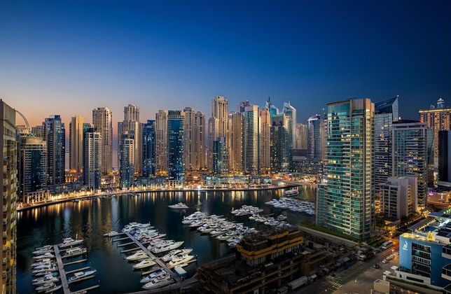 Millennium Place MarinaFotoğrafı