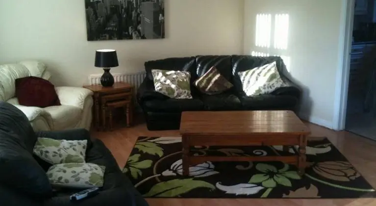 Millie and Charley's Apartments