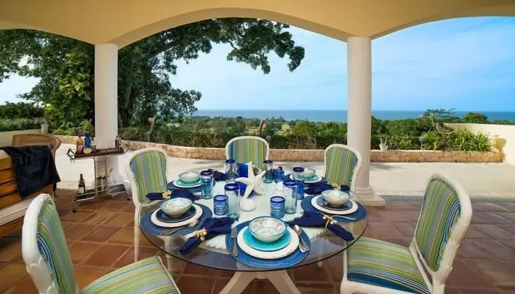 Mills Villa by Jamaican Treasures - Yerinde Yemek