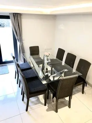 Millstream Mews - Oda Düzeni