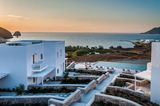 Milos Breeze - Genel
