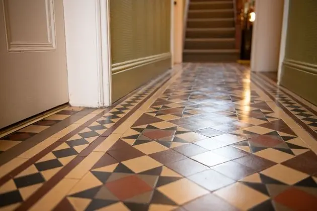Milton House Studio Apartment Suites - Lobi
