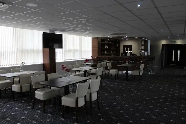 Milton Manchester Hotel - Lobi