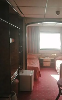 Mimi and Diamond Hotel - Oda