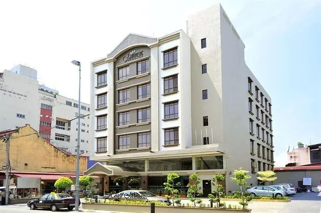 Mimosa Hotel