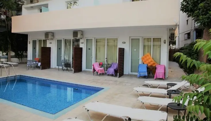 Mimosa Suites - Havuz