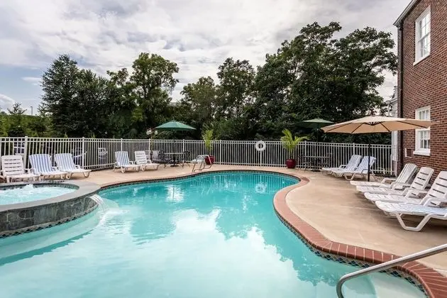 Mimslyn Inn Historic Hotels Of America - Havuz