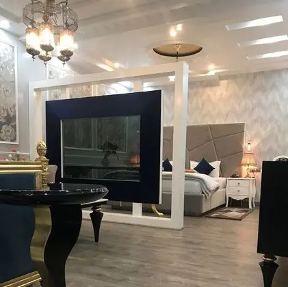 Hotel Minakshi International