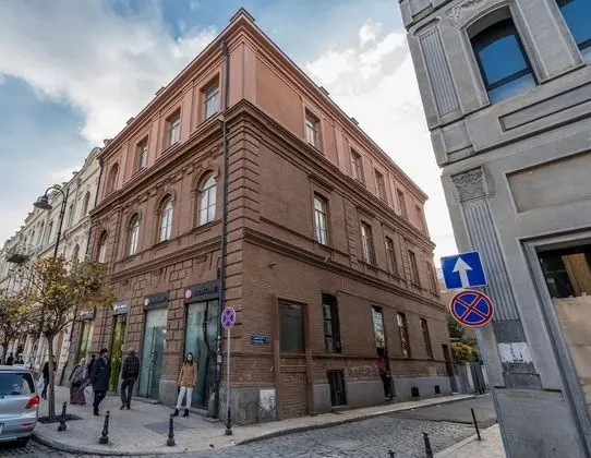 Mini Hotel on Aghmashenebeli Avenue