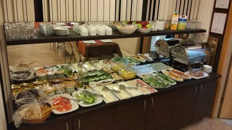 Mini Fuar Hotel - Yerinde Yemek