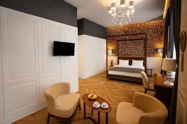 Hotel Miniature