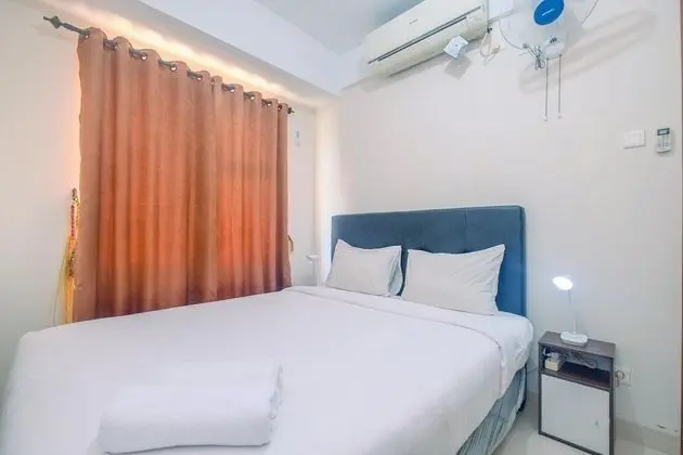 Minimalist 2BR Apartment at Green Park View