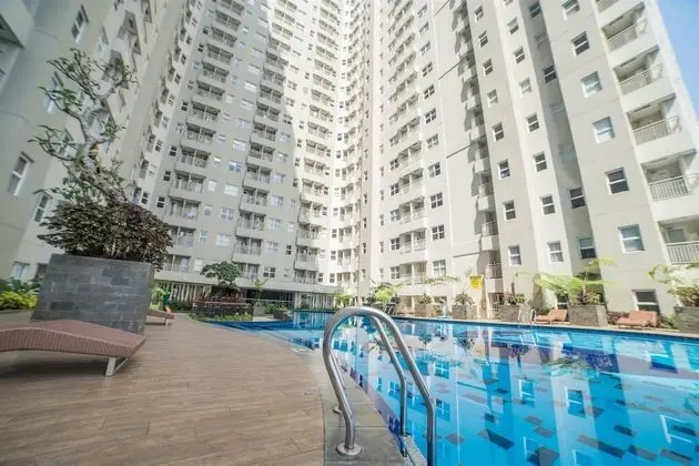 Minimalist 2BR Apartment at Parahyangan Residence - Havuz