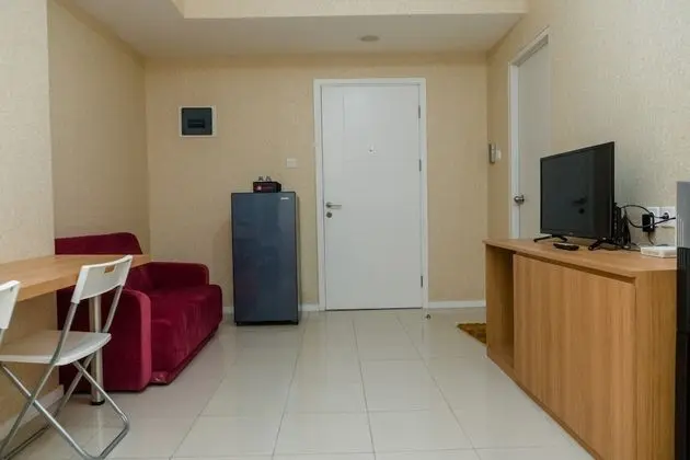 Minimalist 2BR Apartment at Parahyangan Residence - Öne Çıkan Resim