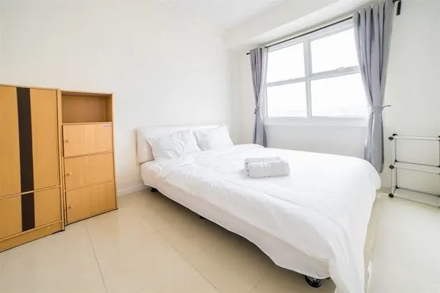 Minimalist Apartment with Sofa Bed at Parahyangan Residence - Oda