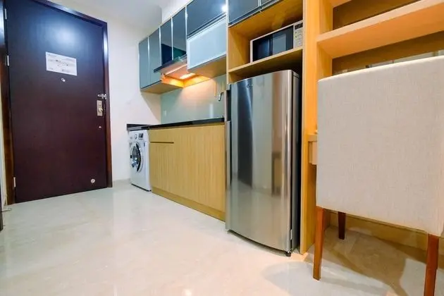 Minimalist with City View Studio @ Menteng Park Apartment - Lobi
