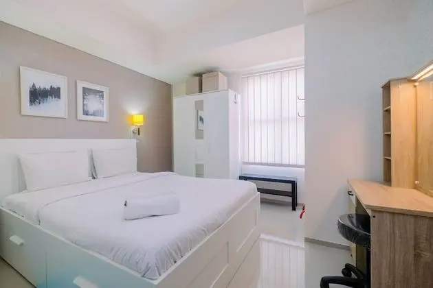 Minimalist and Cozy 2BR The Accent Apartment