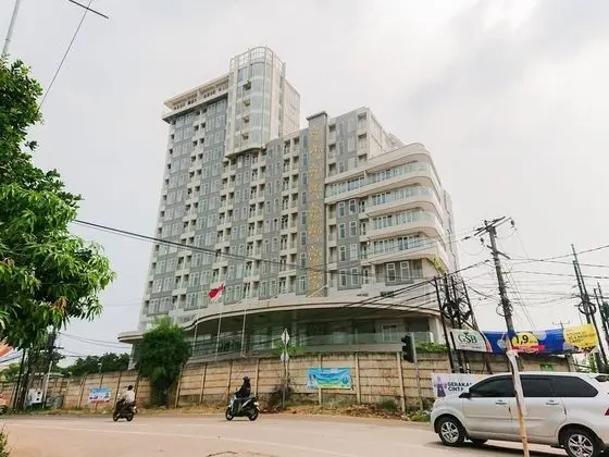 Minimalist and Homey Studio Room at Amazana Serpong Apartment