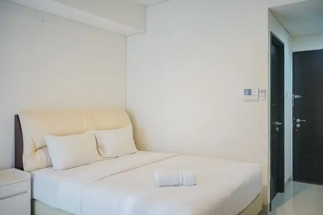 Minimalist Pool View Low Rise Studio @ Paramount Skyline Apartment