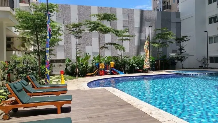 Minimalist Signature Park Grande Studio Apartment With City View At - Havuz