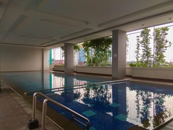 Minimalist Studio Apartment at The H Residence - Havuz