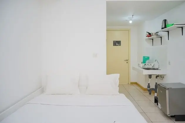 Minimalist Studio Apartment at M-Town Residence - İç Mekan