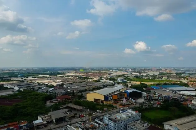 Minimalist Studio The Oasis Apartment near Omni Hospital Cikarang
