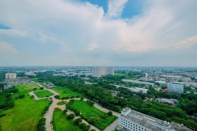 Minimalist Studio at The Oasis Apartment near Waterboom Cikarang