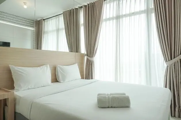 Minimalist Studio Room At Tree Park City Cikokol Apartment