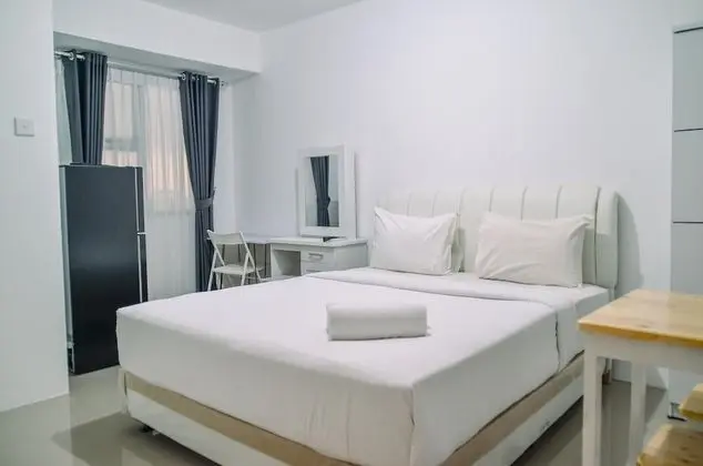 Minimalist Studio Room At Urbantown Serpong Apartment - Öne Çıkan Resim