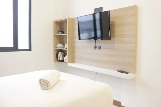 Minimalist Studio Semi Apartment at The Lodge Paskal near BINUS University - Dış Mekan